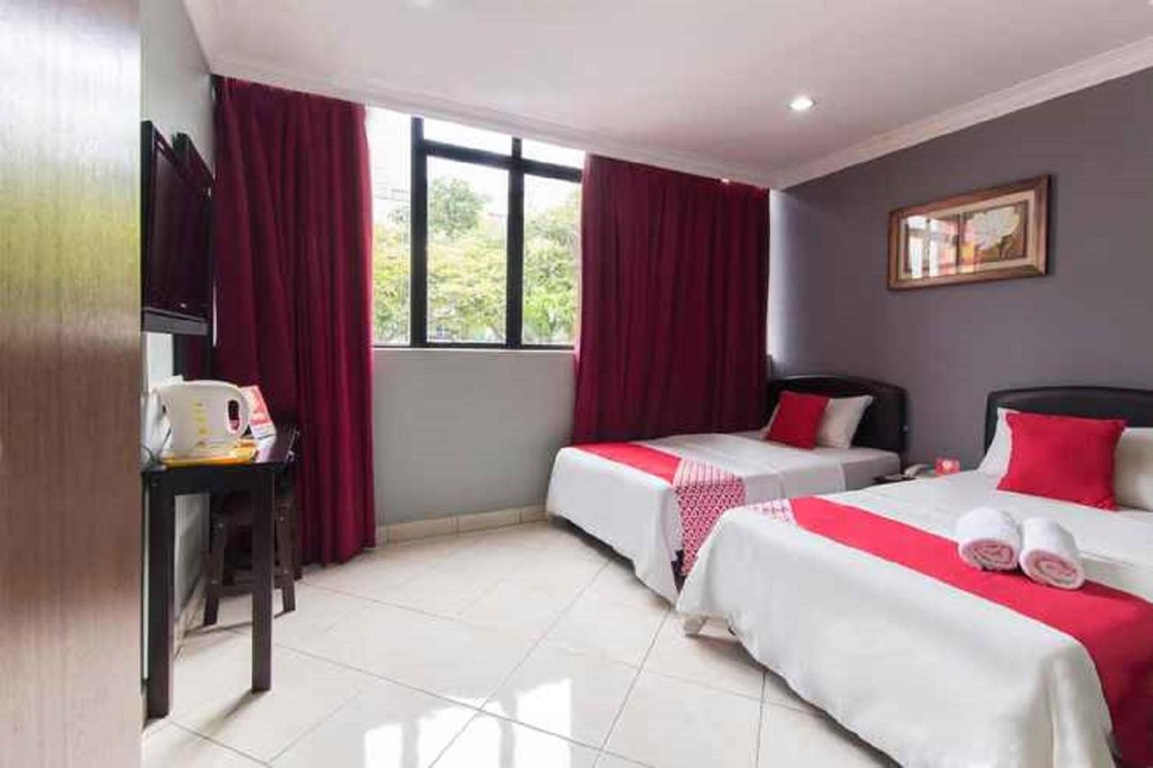 Puteri Ampang Hotel Екстер'єр фото
