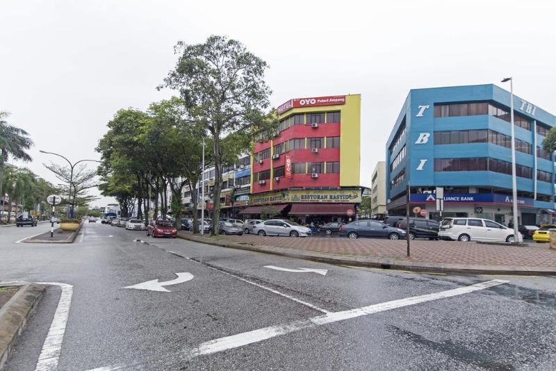 Puteri Ampang Hotel Екстер'єр фото