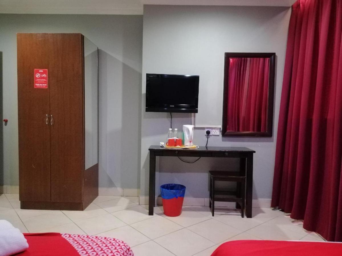 Puteri Ampang Hotel Екстер'єр фото